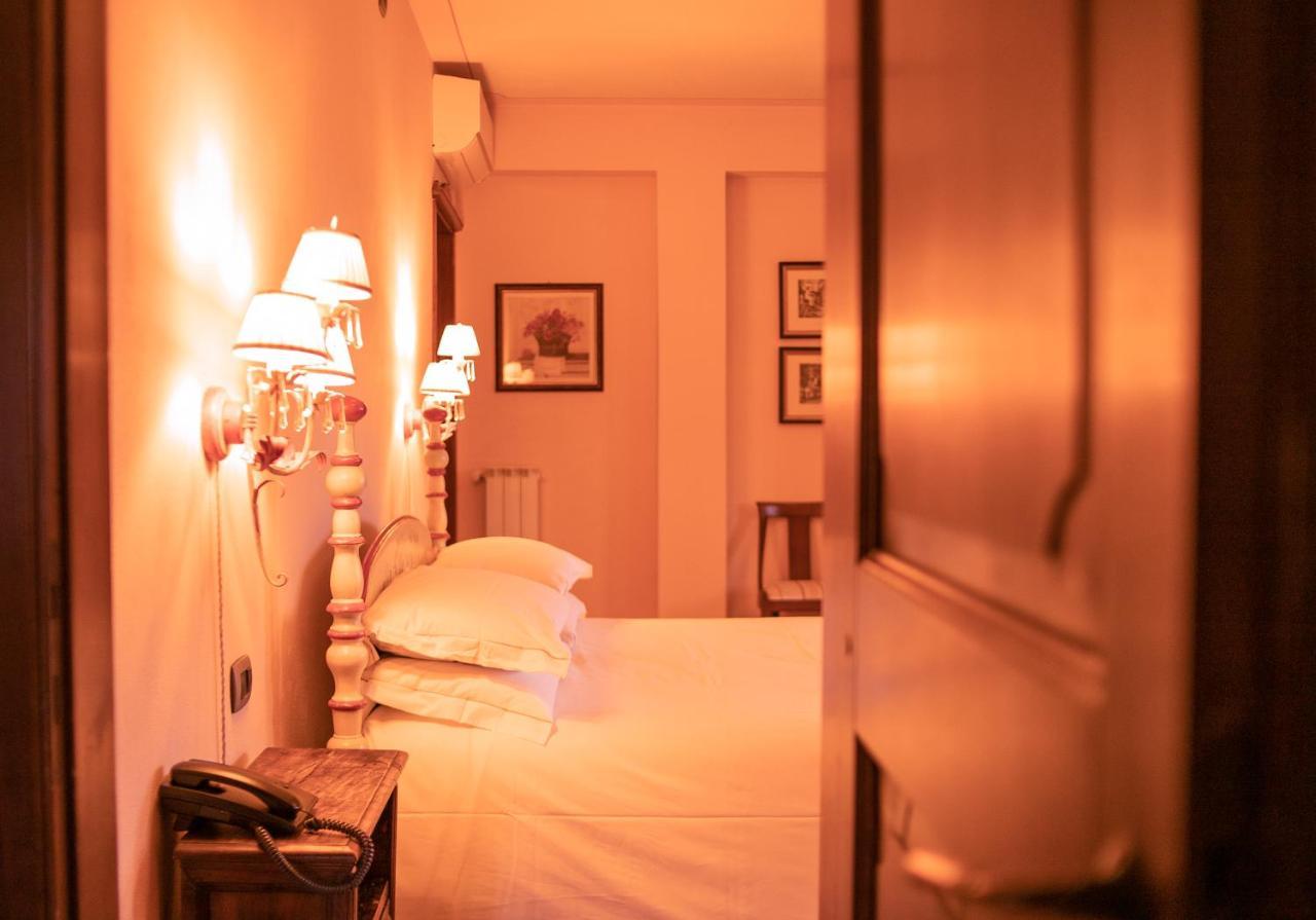 Borgo I Tre Baroni - Spa Suites & Resort 波皮 外观 照片
